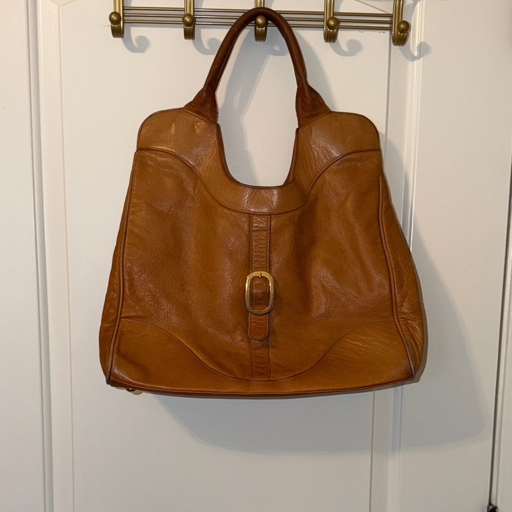 Well loved Foley + Corinna Jet Setter